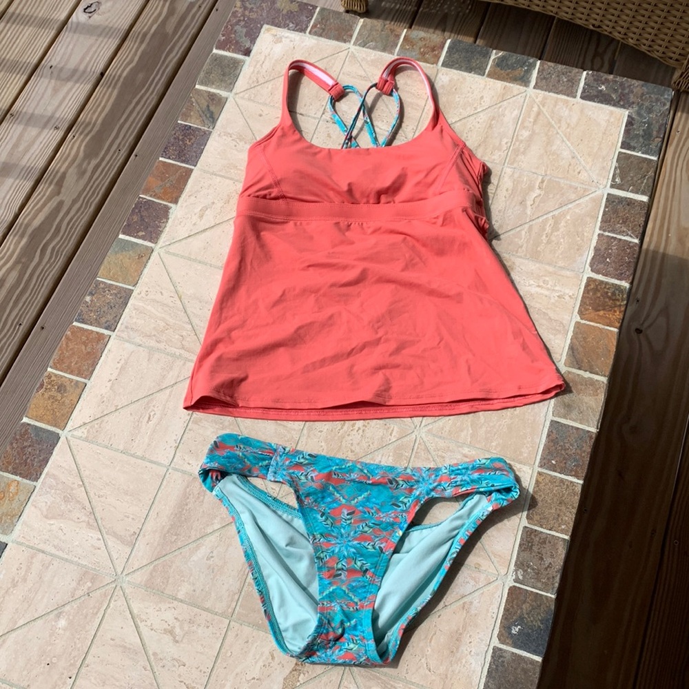 Carve Designs tankini
